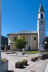 Obraz premium chiesa montagna trentino alto adige dolomiti alpi