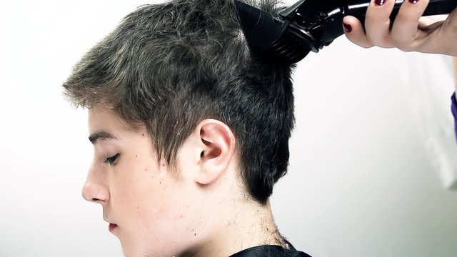 Getting New Hearcut in Slow Motion
