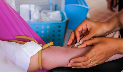 Doctors are accepting blood donations from university students to help fellow human beings.