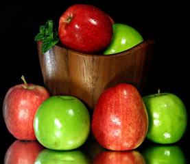 Red and green apples