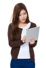Woman use of the tablet pc