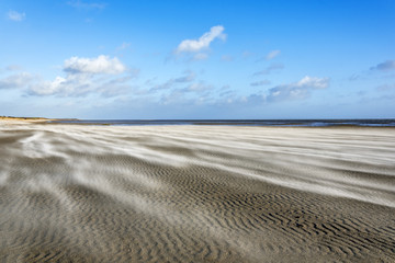 Fototapeta na wymiar Sandsturm an der Nordsee