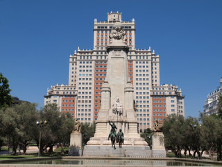Fototapeta na wymiar Plaza de Espana in Madrid, Spain.