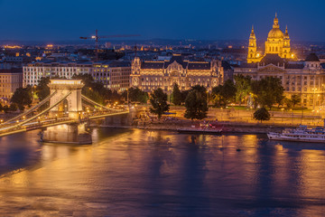 Obraz premium Aerial night view of Budapest, capital city of Hungary