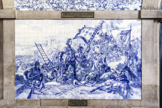 PORTO, PORTUGAL - JULY 04, 2015: Ancient vintage Azulejos panel