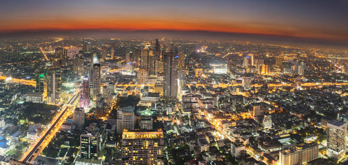 Fototapeta na wymiar Bangkok skyscape