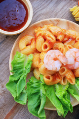 Macaroni with shrimp