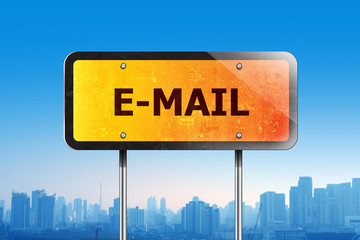 Obraz premium mail,e mail on traffic sign