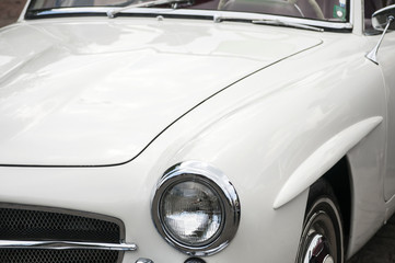 Obraz na płótnie Canvas Detail of classic retro vintage car closeup