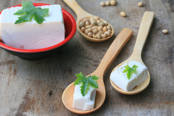 Soybeans and tofu