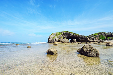 Obraz premium Idyllic coastal landscape, Okinawa, Japan