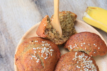 Banana cake