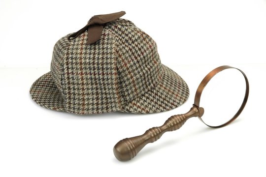Sherlock Holmes Deerstalker Cap And Vintage Magnifying Glass Iso
