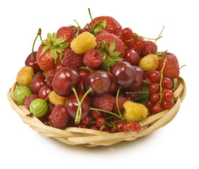  different berries in a bowl d