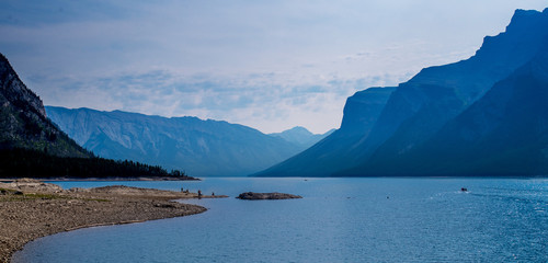 Obraz premium beautiful lake and mountain 