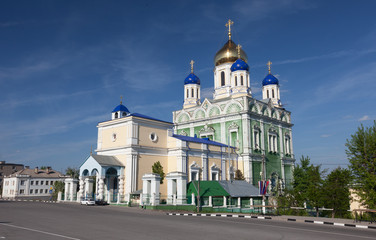 Fototapeta na wymiar Ascension Cathedral in the city of Yelets, Russia