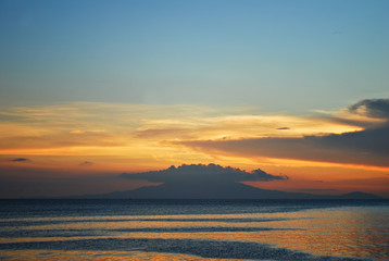 Obraz premium Beautiful Tropical Seaside Sunset