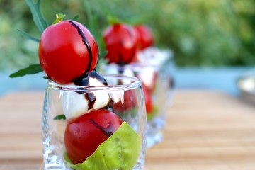 tomaten mozzarella finger food