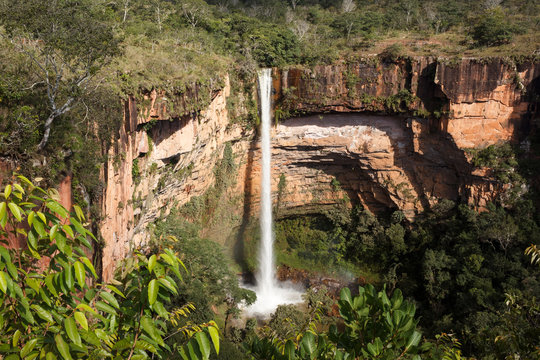 Fototapeta Waterfall (veu da noiva) at Chapada dos Guimaraes, Mato Grosso, Brazil