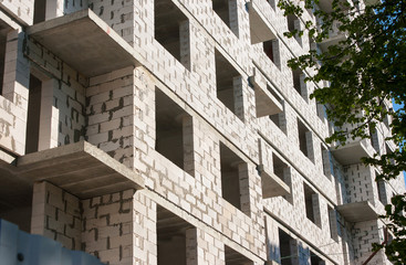 construction of apartment building