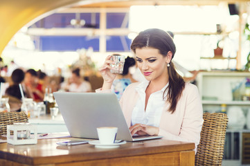 Fototapeta premium Attractive young businesswoman