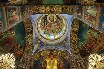Fototapeta na wymiar The Church of the Savior on Spilled Blood, St. Petersburg, Russia