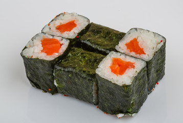 Salmon roll