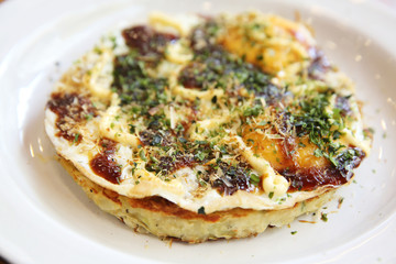 Japanese food okonomiyaki , Japanese pizza