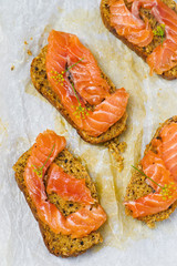 gravlax  on bread with bran