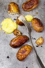 roasted potato with sauce