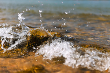 Splash - klares Wasser