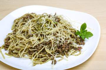 Pasta with beef and pesto