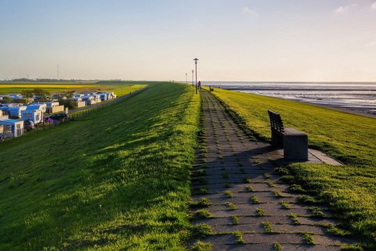 Neuharlingersiel Deich - Neuharlingersiel dyke 01