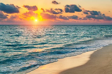 Foto auf Acrylglas Meer / Ozean Sonnenuntergang über dem Meer