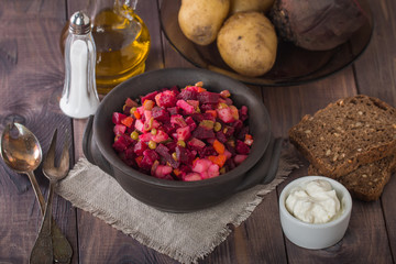 Beet salad Vinaigrette in a clay bowl