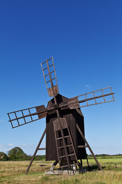 braune Bockwindmühle