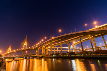 Obraz na płótnie Canvas Bhumibol Bridge