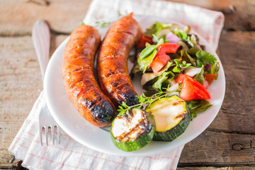 Grilled sausage with fresh vegetables