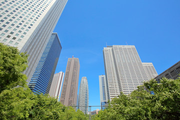 高層ビル・青空