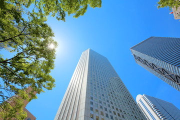 高層ビル・青空