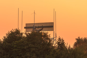 Civil radar antenna