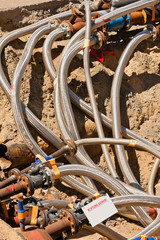 Arbeiten am Fernw&auml;rmenetz - Rohre und Schl&auml;uche