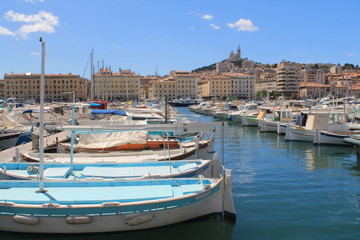 Fototapeta na wymiar Vieux port de Marseille, France