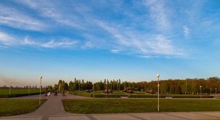 Obraz premium memorial on the Prokhorovka field summer
