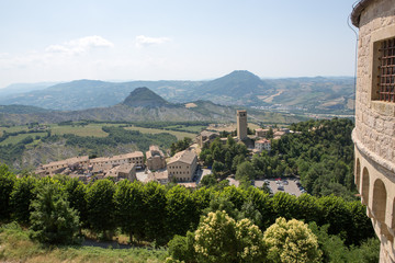 Fototapeta na wymiar Village seen from the fortress of San Leo – Italy