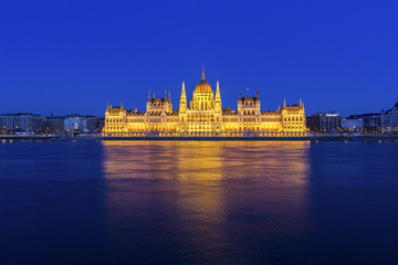 Fototapeta premium The Hungarian Parliament Building in Budapest