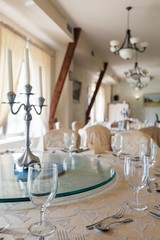 Elegant round table