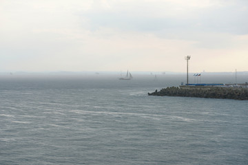 Дождь в море