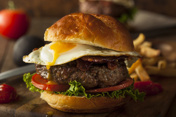 Homemmade Bacon Hamburger with Egg