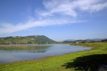 Lago di Canterno